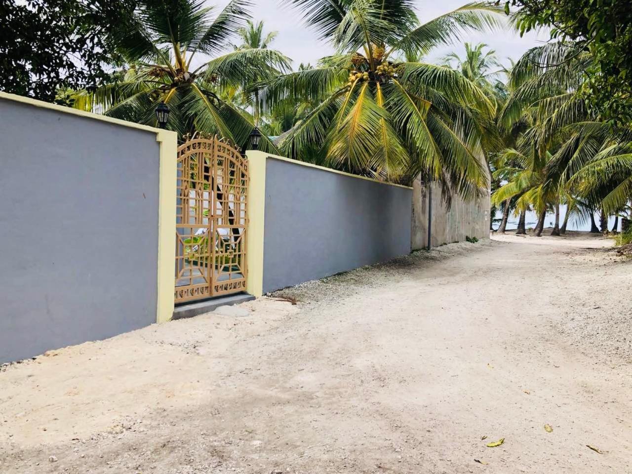 Hotel Vieni Qua Grand Fuvahmulah Exterior foto